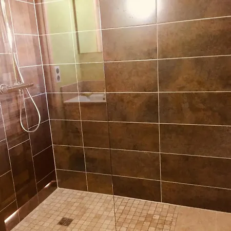 Domaine De Galoubet Lot 3*