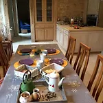Domaine De Galoubet Lot Couette-café