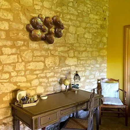 Bed & Breakfast Domaine De Galoubet Lot