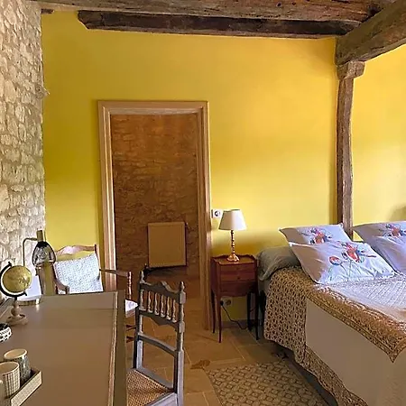 Bed & Breakfast Domaine De Galoubet Lot